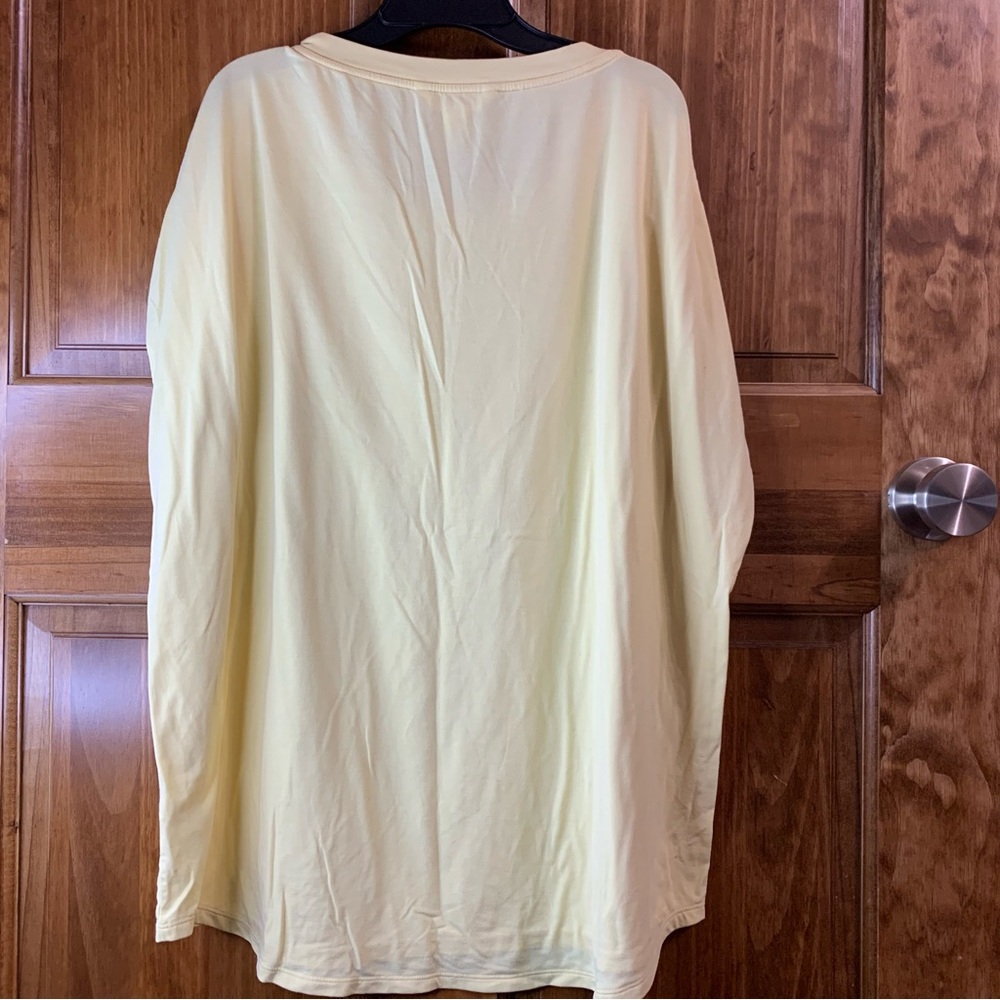 Women’s cinched flutter short sleeve yellow blouse top size XL - Picture 4 of 6